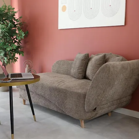 ε121 Luxury Apartment