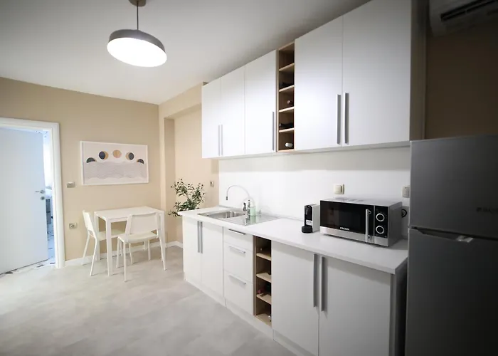 ε121 Luxury Édessa