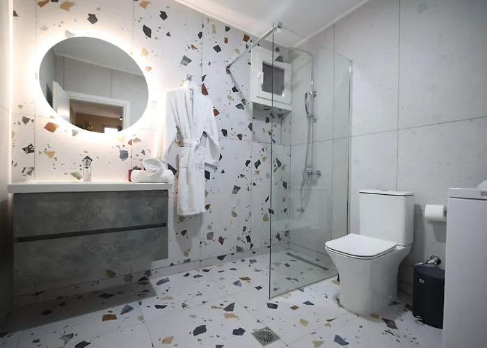 ε121 Luxury * Édessa