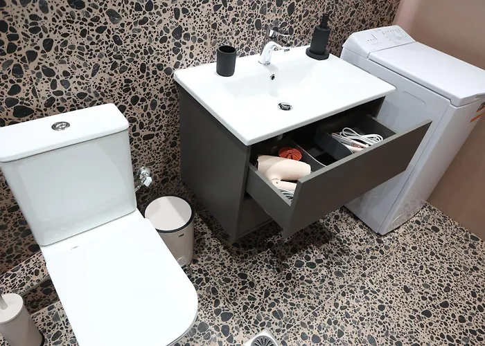 ε121 Luxury Édessa